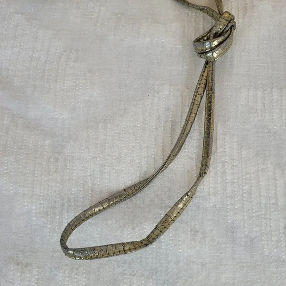 Whiting and Davis vintage shimmer gold small purse clutch with strap fancy party - Picture 13 of 13